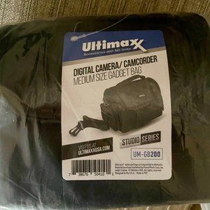 New Ultimaxx Medium size Camera/Gadget Bag